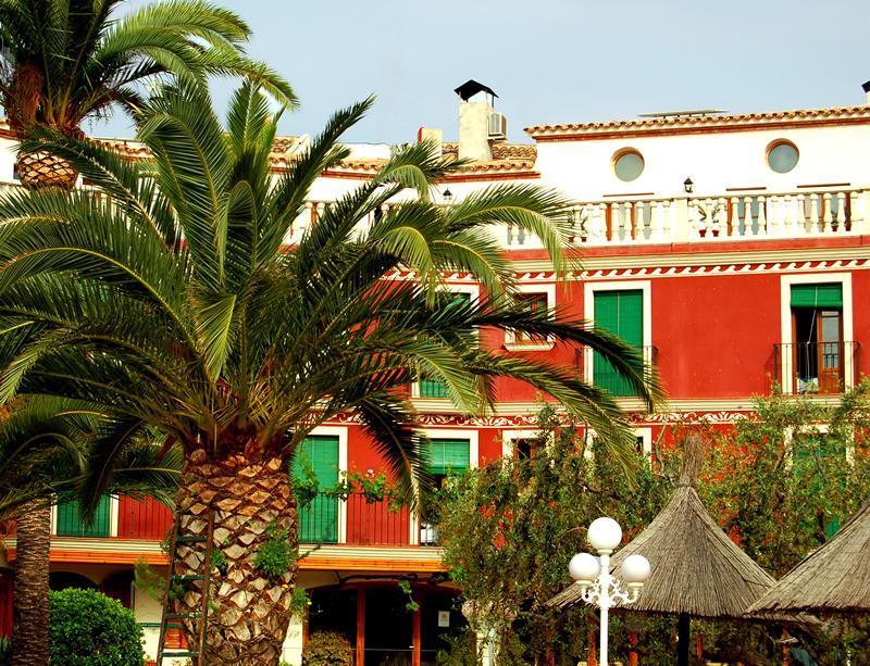 Antiga Hotel 3*