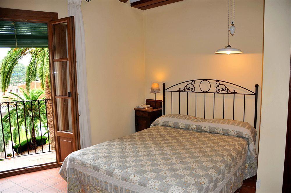 Antiga Hotel 3*